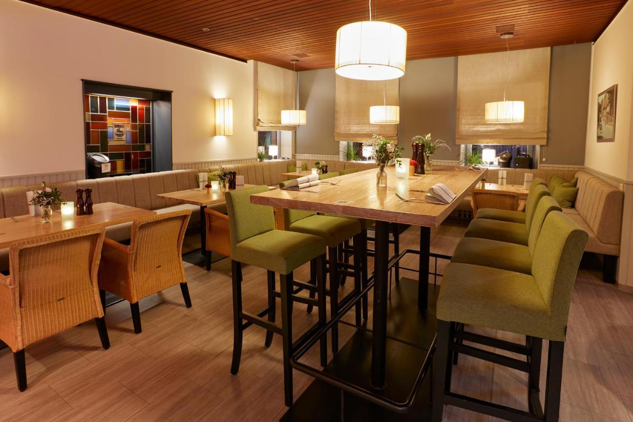 Kino-Hotel Meyer Harsefeld Eksteriør billede